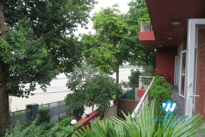 Stunning house for rent on Ngoc Thuy, Long Bien, Hanoi